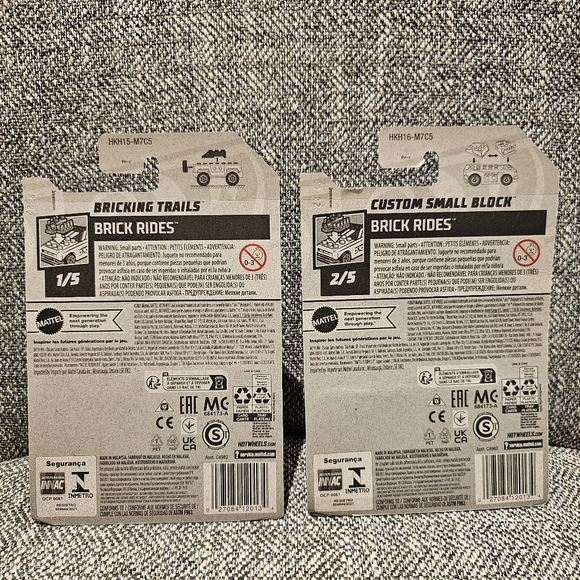 Hot Wheels Brick Rides Car Bundle - Picture 2 of 10